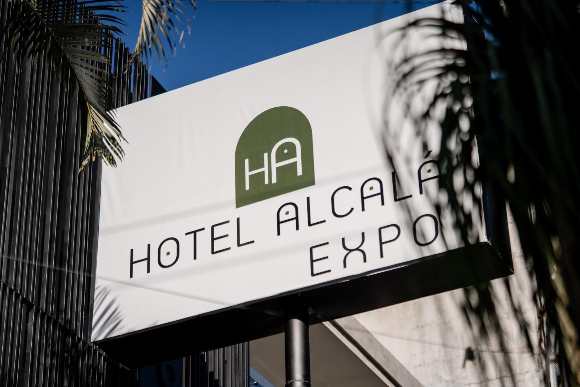Alcala Expo Hotel Гуадалахара Екстериор снимка